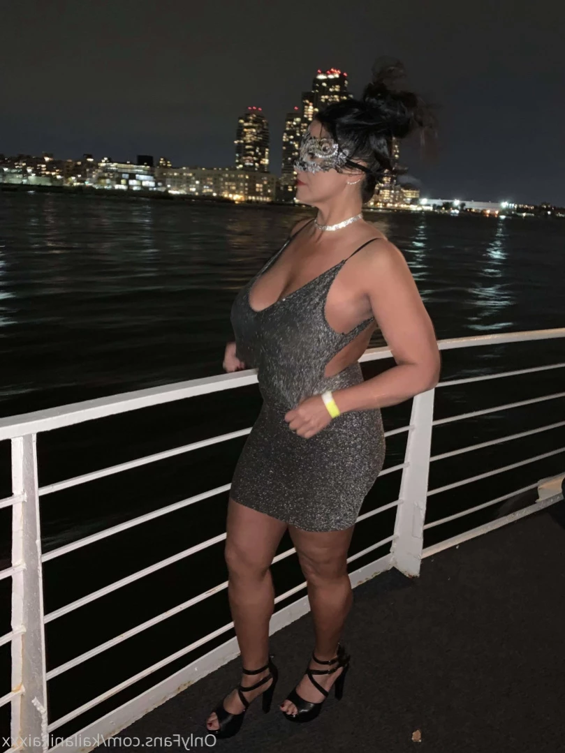 Kailani Kai XXX [ kailanikaixxx ] Onlyfans leaked photo 13279518 on Hotleaks.tv