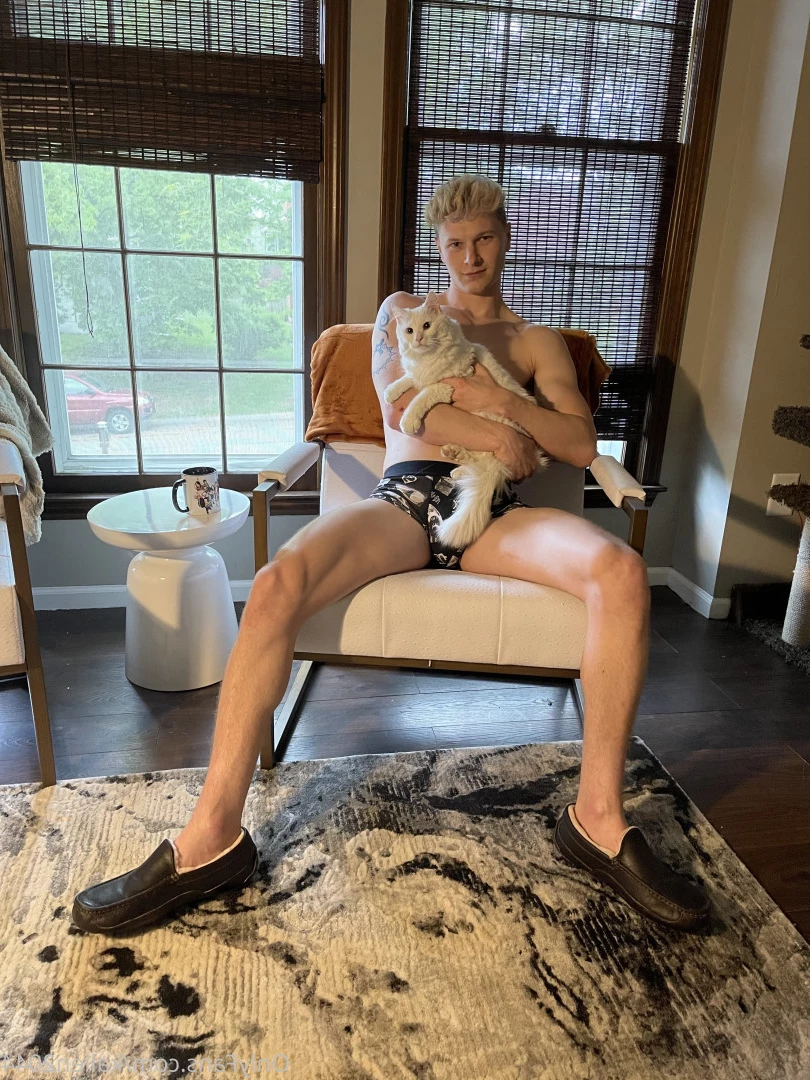 Kyle Allen [ kallen2044 ] Onlyfans leaked photo 8487526 on Hotleaks.tv