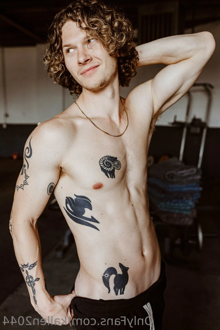 Kyle Allen [ kallen2044 ] Onlyfans leaked photo 8487608 on Hotleaks.tv
