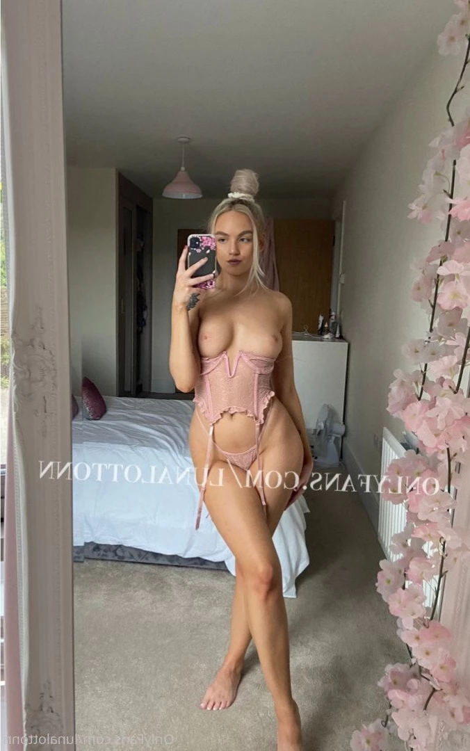 Luna 💗 Ur Girlfriend [ lunalottonn ] Onlyfans leaked photo 750873 on Hotleaks.tv