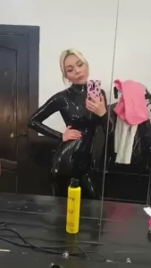 Katerina Piglet [ katerinapiglet ] Onlyfans leaked video 18197697 on Hotleaks.tv
