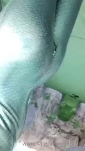 18589759