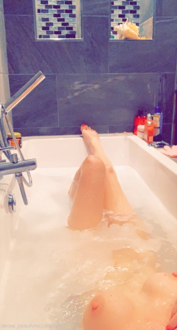 KateKassy [ kates_secret ] Onlyfans leaked photo 8643212 on Hotleaks.tv