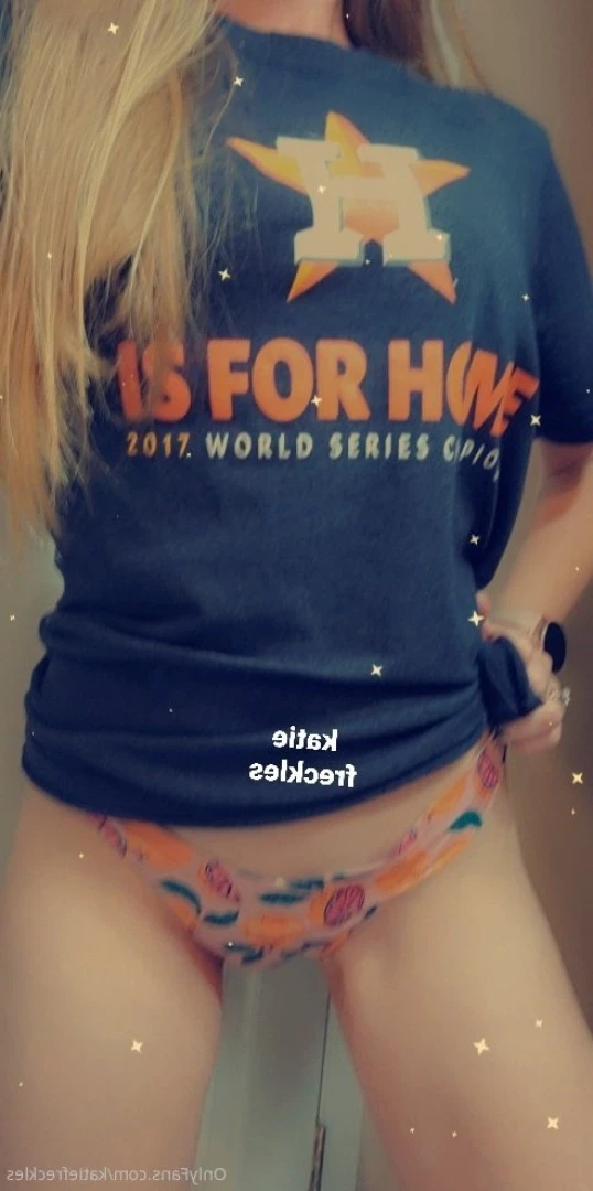 Katie Freckles 💋 [ katiefreckles ] Onlyfans leaked photo 10195196 on Hotleaks.tv