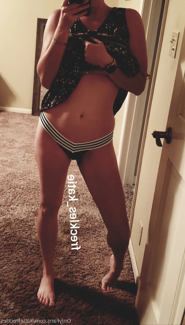 Katie Freckles 💋 [ katiefreckles ] Onlyfans leaked photo 10198689 on Hotleaks.tv