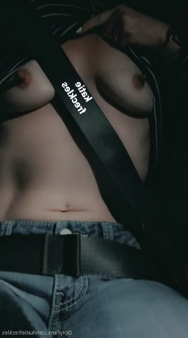 Katie Freckles 💋 [ katiefreckles ] Onlyfans leaked photo 10200053 on Hotleaks.tv