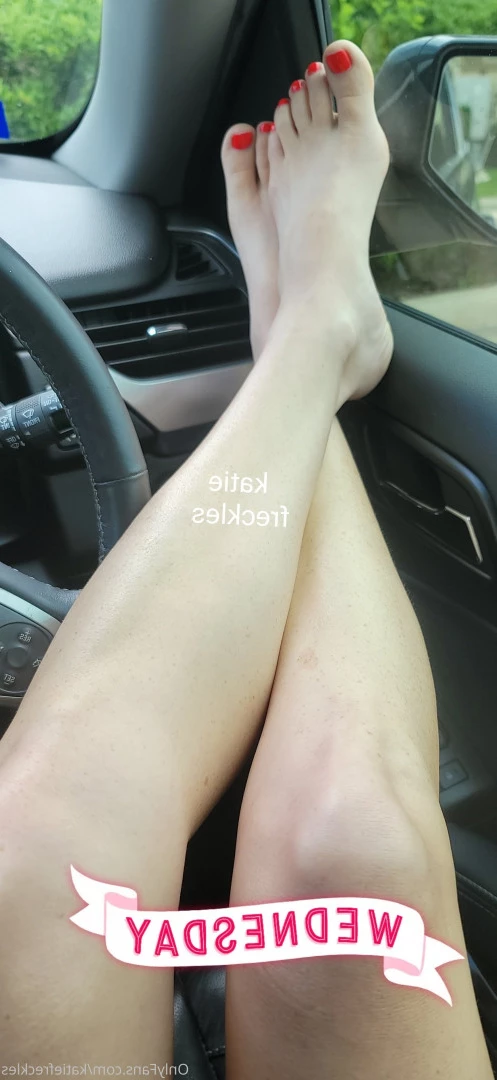 Katie Freckles 💋 [ katiefreckles ] Onlyfans leaked photo 10203843 on Hotleaks.tv