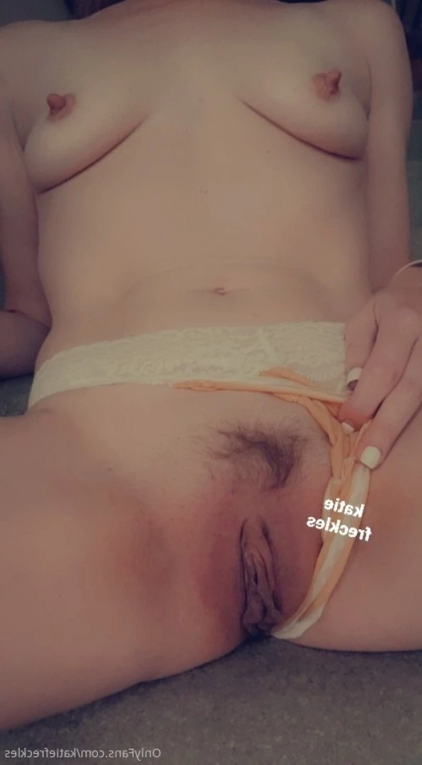 Katie Freckles 💋 [ katiefreckles ] Onlyfans leaked photo 10211477 on Hotleaks.tv