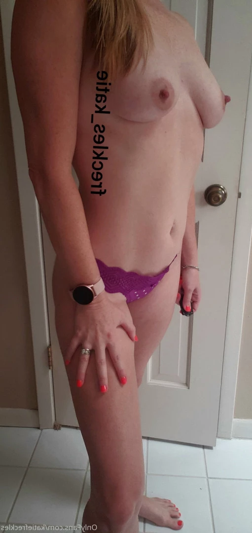 Katie Freckles 💋 [ katiefreckles ] Onlyfans leaked photo 10212742 on Hotleaks.tv