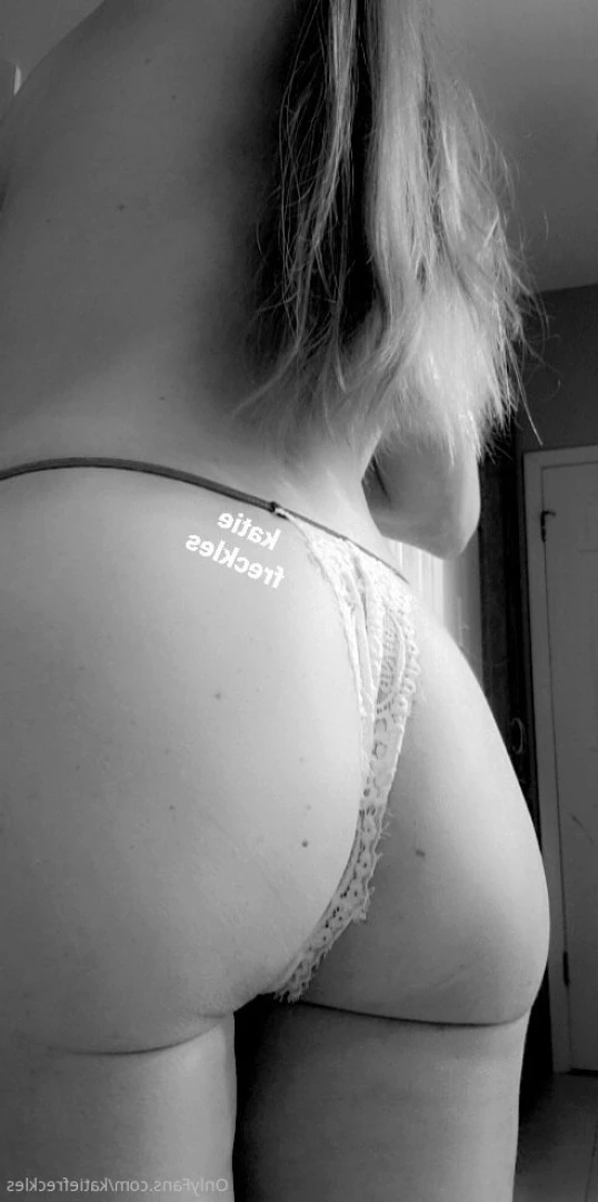 Katie Freckles 💋 [ katiefreckles ] Onlyfans leaked photo 10213322 on Hotleaks.tv