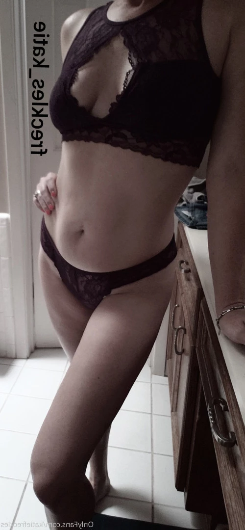 Katie Freckles 💋 [ katiefreckles ] Onlyfans leaked photo 10219256 on Hotleaks.tv