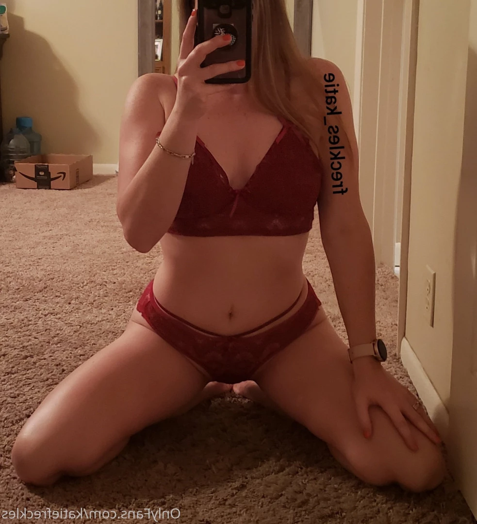 Katie Freckles 💋 [ katiefreckles ] Onlyfans leaked photo 10227900 on Hotleaks.tv