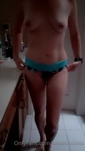 Katie Freckles 💋 [ katiefreckles ] Onlyfans leaked video 10374502 on Hotleaks.tv