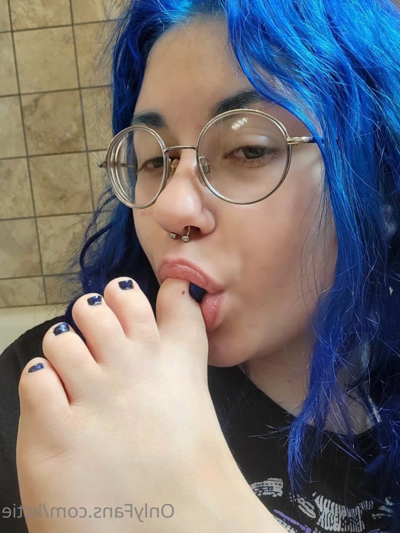Katie [ kctie ] Onlyfans leaked photo 14085405 on Hotleaks.tv