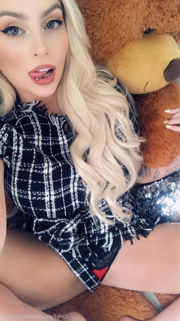 Kelly [ yourbombshellkel ] Onlyfans leaked photo 11558711 on Hotleaks.tv