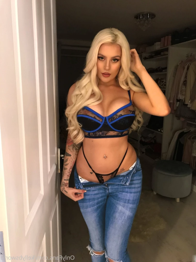 Kelly [ yourbombshellkel ] Onlyfans leaked photo 11983201 on Hotleaks.tv