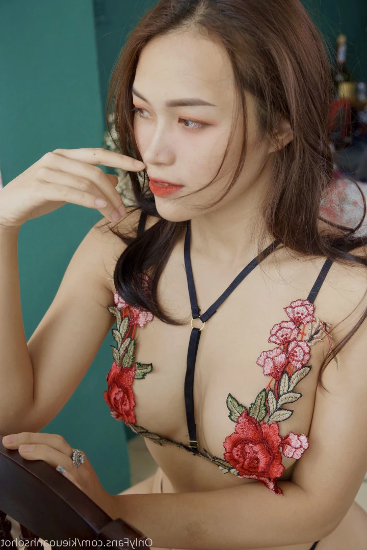Kiều Oanh 💋 [ kieuoanhsohot ] Onlyfans leaked photo 8462204 on Hotleaks.tv