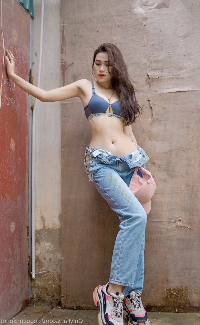 Kiều Oanh 💋 [ kieuoanhsohot ] Onlyfans leaked photo 8465740 on Hotleaks.tv