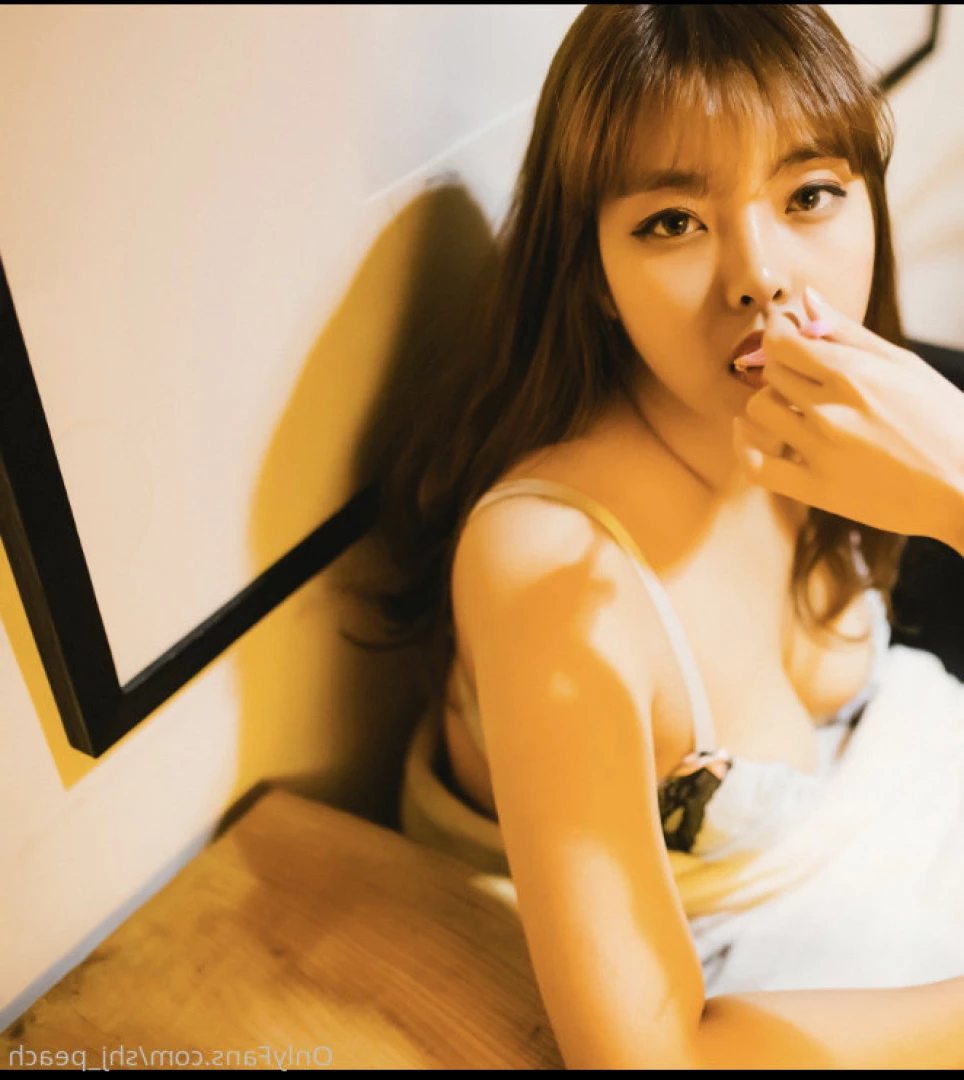김민아 [ kim_mina ] Onlyfans leaked photo 8541482 on Hotleaks.tv