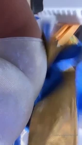 10370602