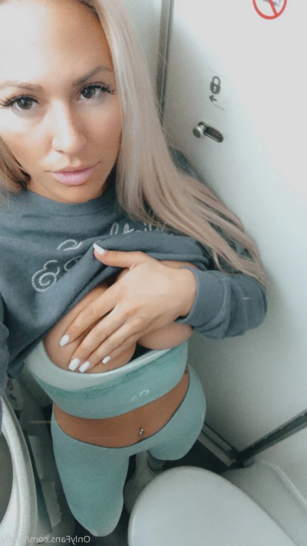kindly myers [ kindly ] Onlyfans leaked photo 11953873 on Hotleaks.tv