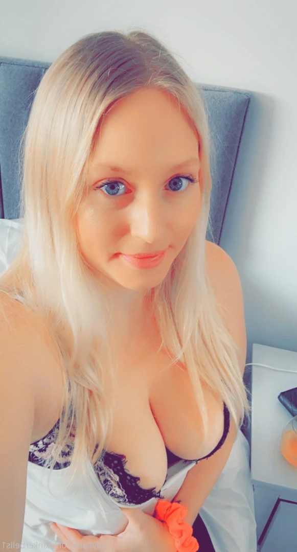 kinkerbells1 Onlyfans leaked photo 8549761 on Hotleaks.tv