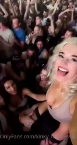 kinky_mistress [ kinky_mistress2021 ] Onlyfans leaked video 18195198 on Hotleaks.tv