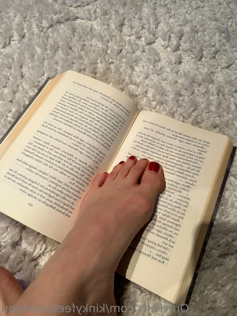 KinkyFeet [ kinkyfeetonly4you ] Onlyfans leaked photo 8452678 on Hotleaks.tv