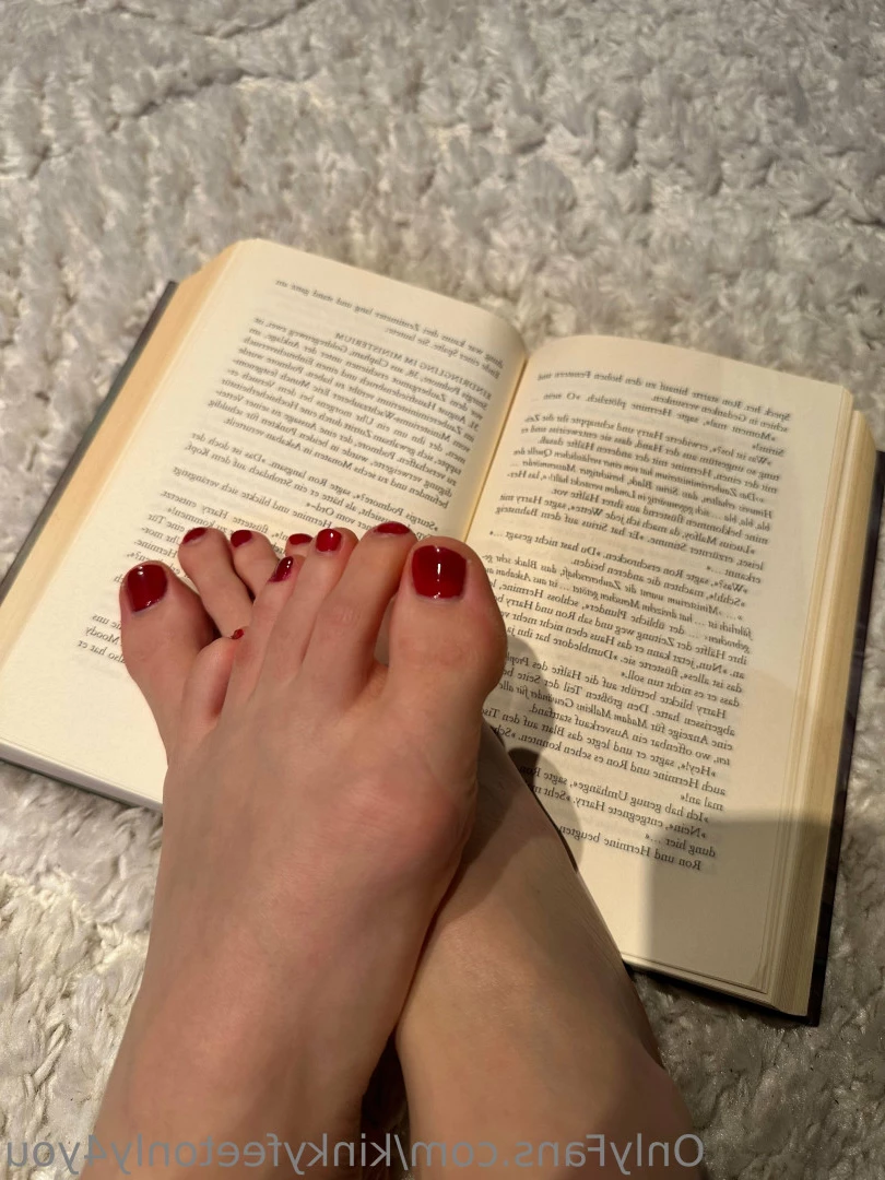KinkyFeet [ kinkyfeetonly4you ] Onlyfans leaked photo 8452841 on Hotleaks.tv