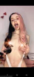 16042579
