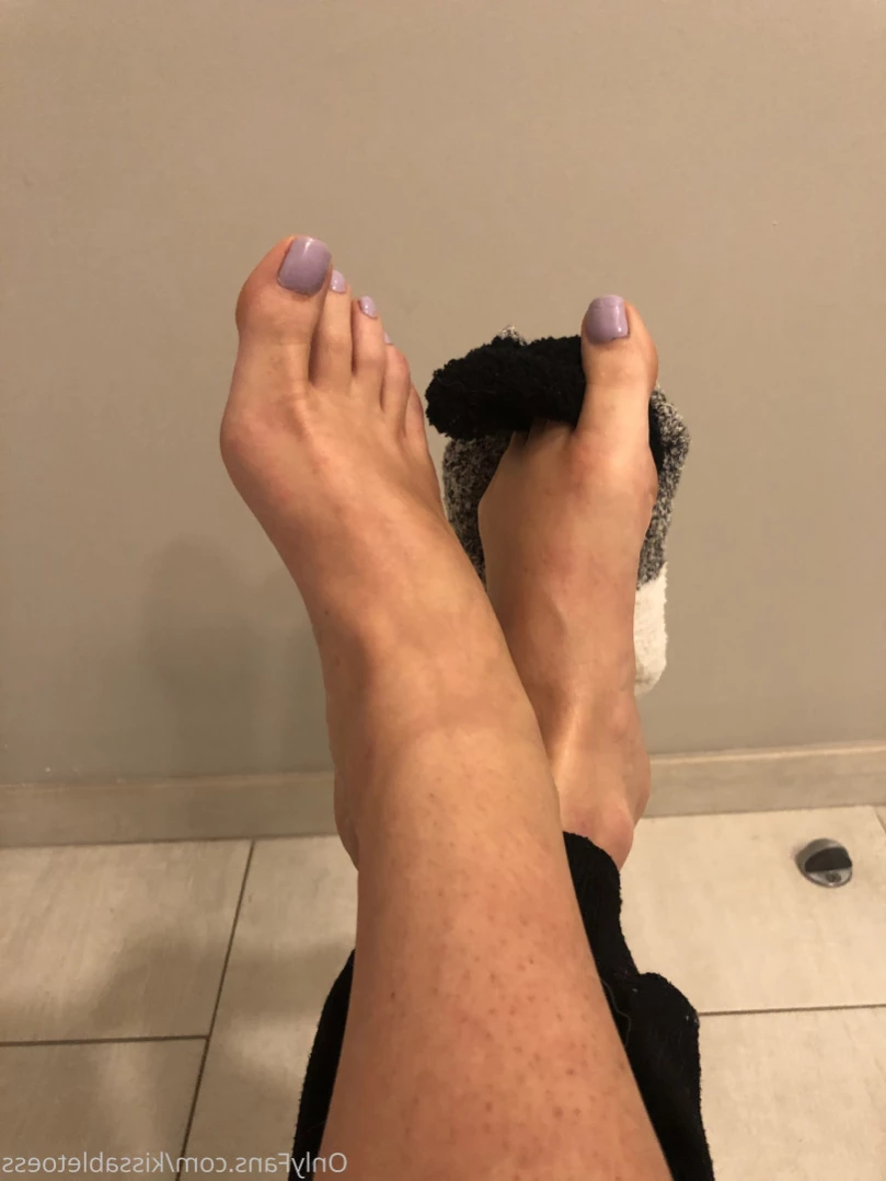 Kissable Toes [ kissabletoess ] Onlyfans leaked photo 10947161 on Hotleaks.tv