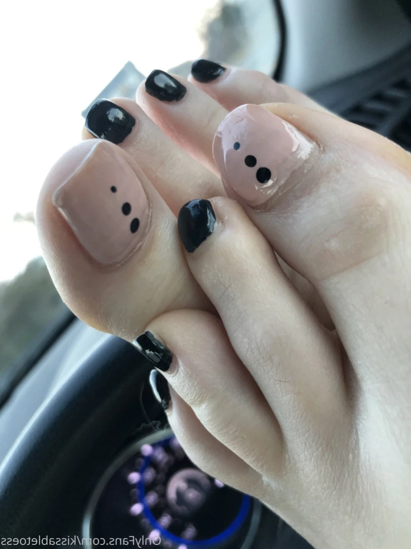 Kissable Toes [ kissabletoess ] Onlyfans leaked photo 11015655 on Hotleaks.tv