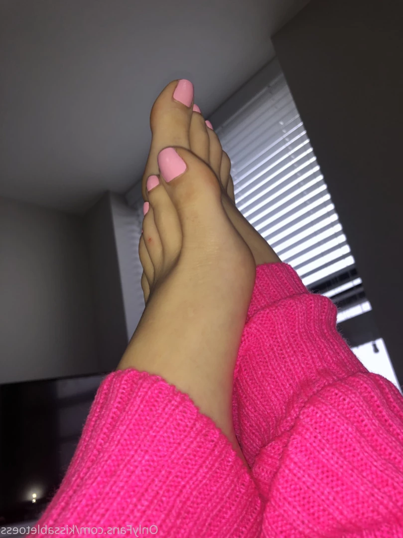 Kissable Toes [ kissabletoess ] Onlyfans leaked photo 11025878 on Hotleaks.tv