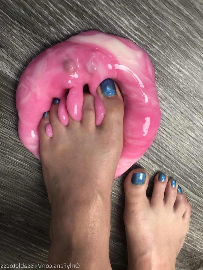 Kissable Toes [ kissabletoess ] Onlyfans leaked photo 11506706 on Hotleaks.tv