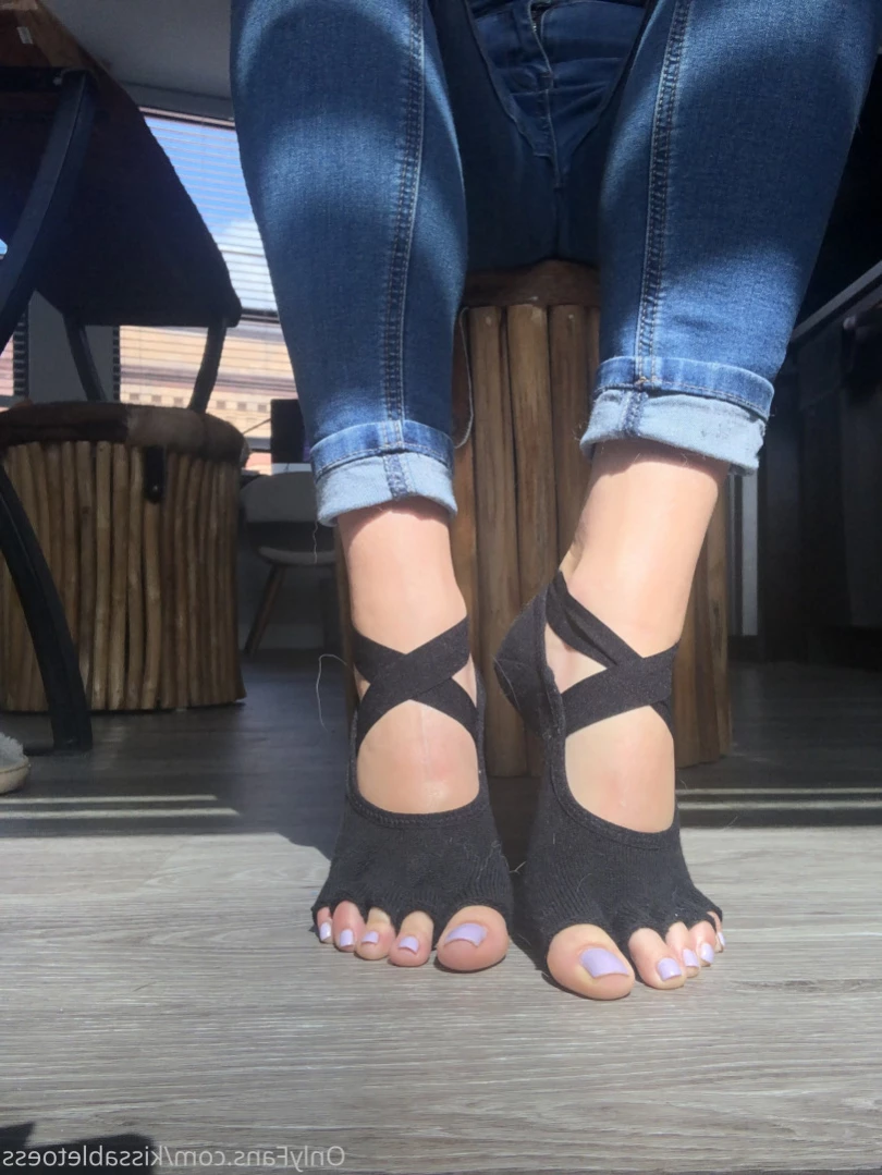 Kissable Toes [ kissabletoess ] Onlyfans leaked photo 11520807 on Hotleaks.tv
