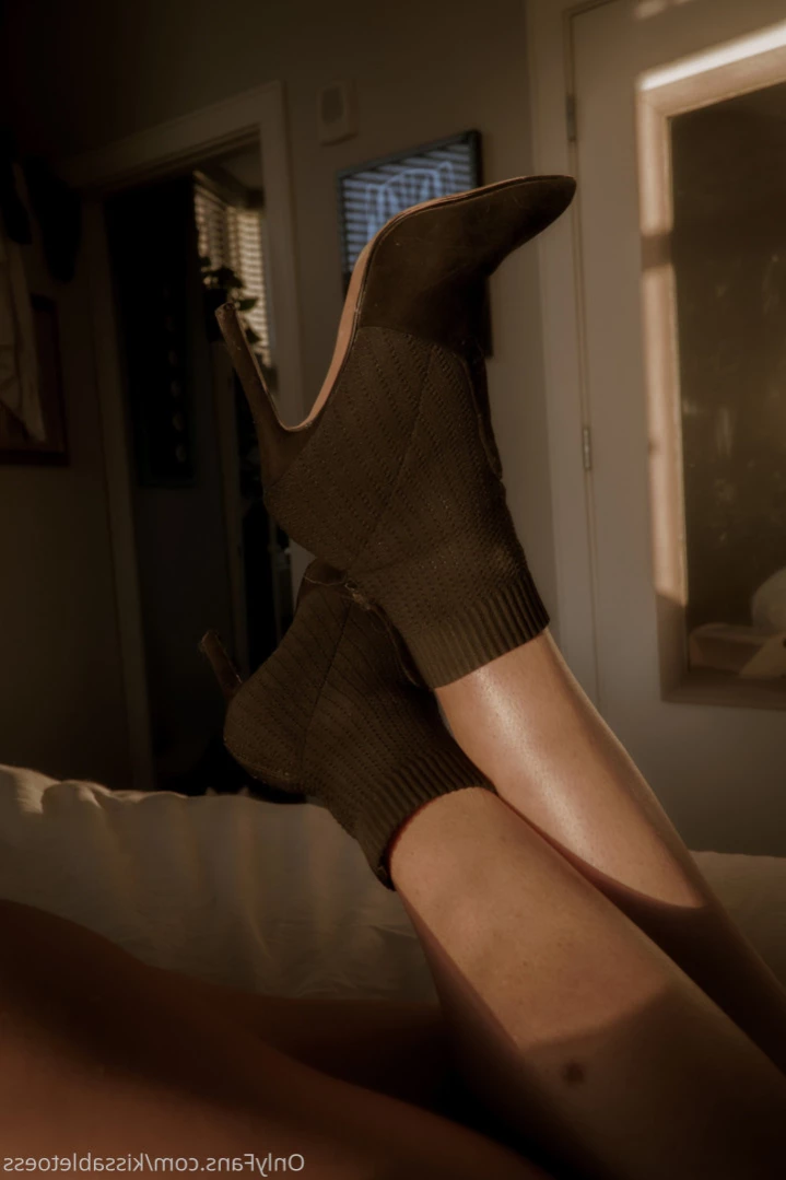 Kissable Toes [ kissabletoess ] Onlyfans leaked photo 11521337 on Hotleaks.tv