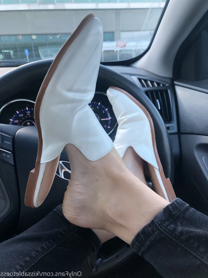 Kissable Toes [ kissabletoess ] Onlyfans leaked photo 11521417 on Hotleaks.tv