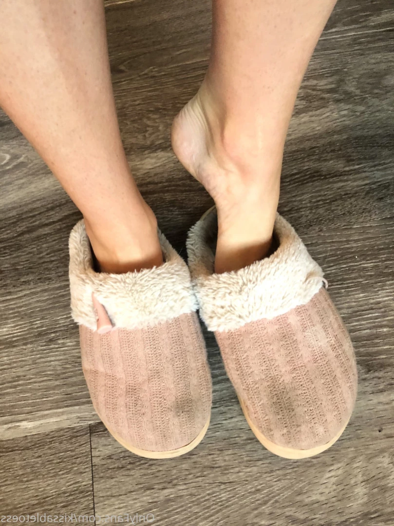 Kissable Toes [ kissabletoess ] Onlyfans leaked photo 11522854 on Hotleaks.tv