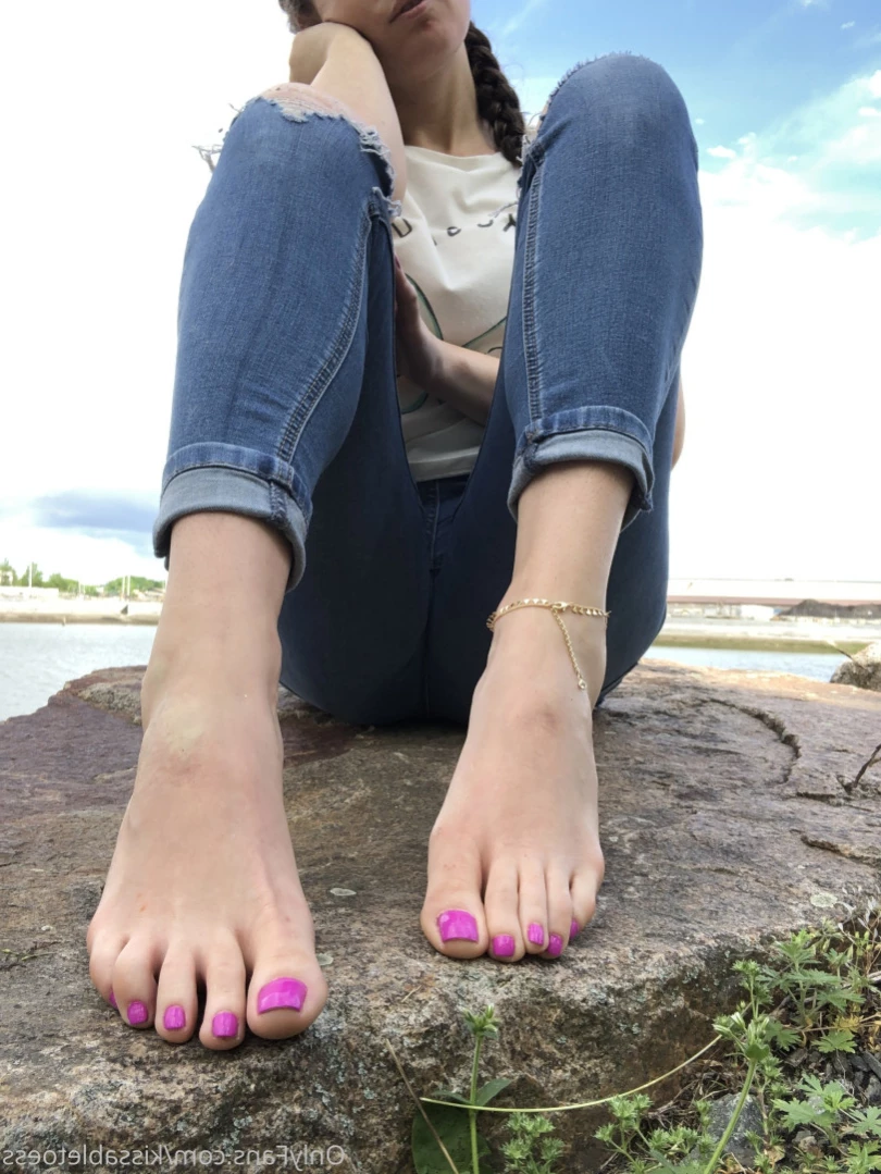 Kissable Toes [ kissabletoess ] Onlyfans leaked photo 12121692 on Hotleaks.tv