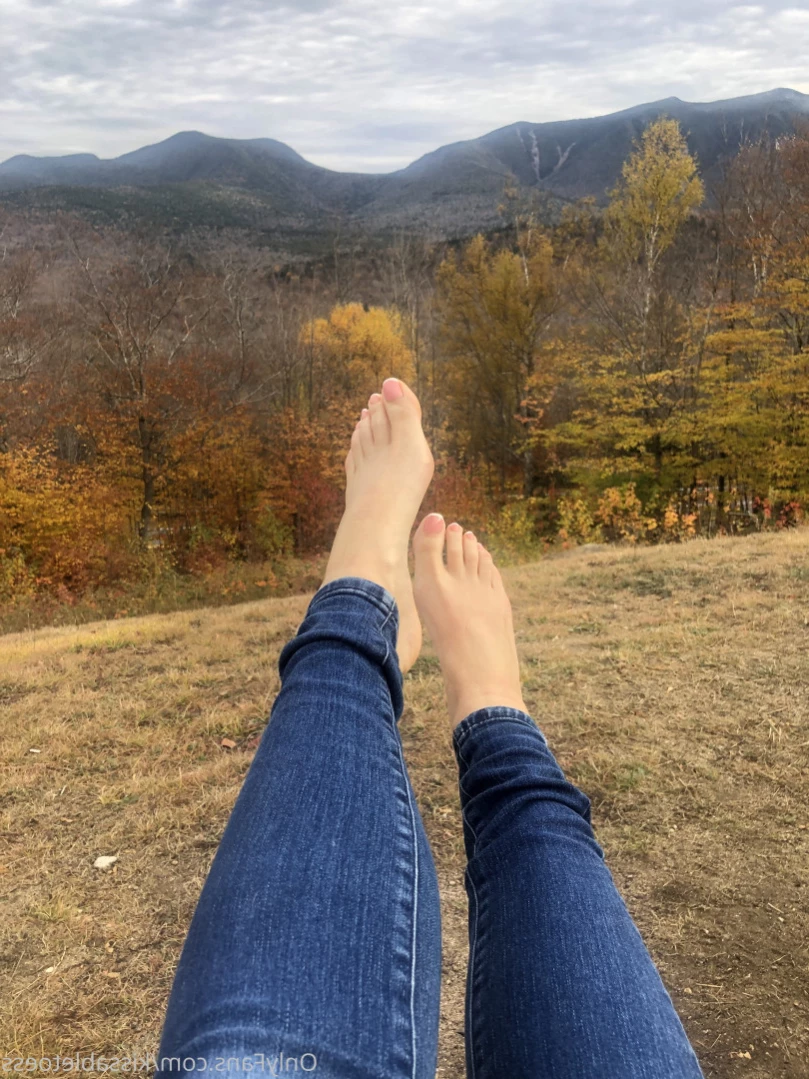 Kissable Toes [ kissabletoess ] Onlyfans leaked photo 13166180 on Hotleaks.tv