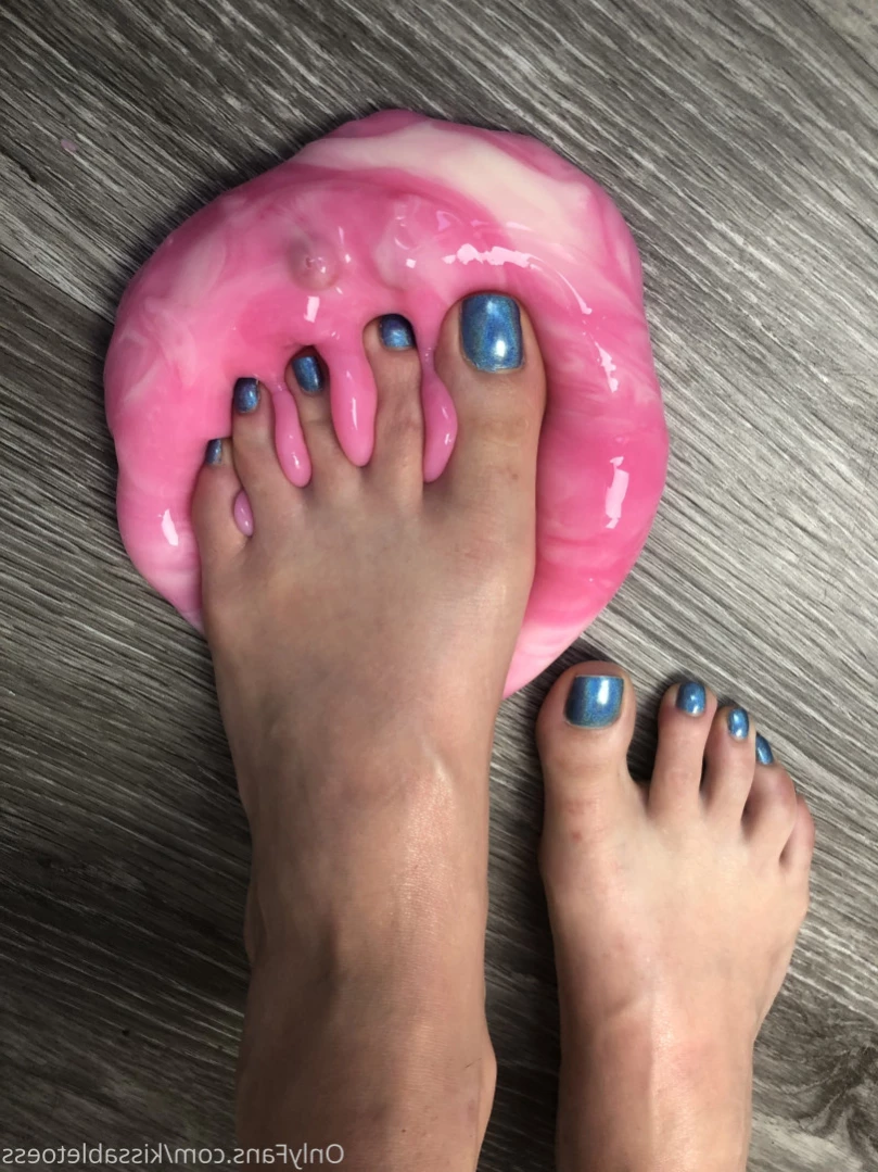 Kissable Toes [ kissabletoess ] Onlyfans leaked photo 15816074 on Hotleaks.tv