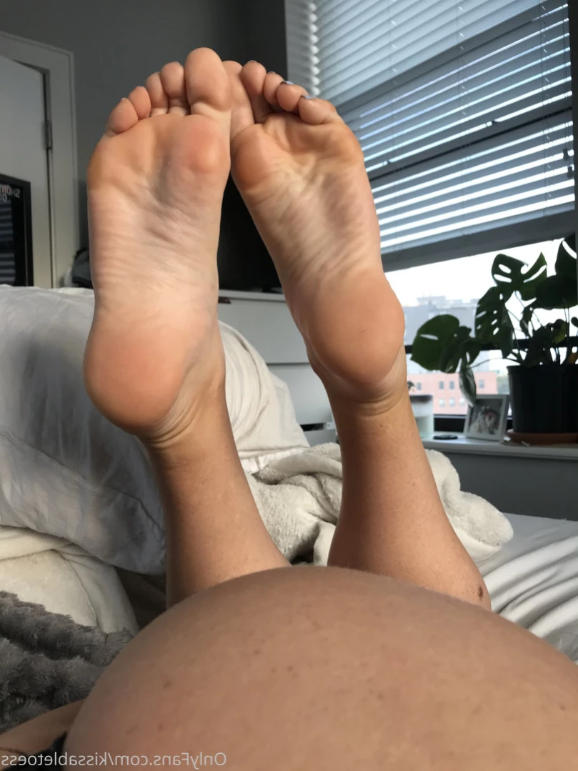 Kissable Toes [ kissabletoess ] Onlyfans leaked photo 16260499 on Hotleaks.tv