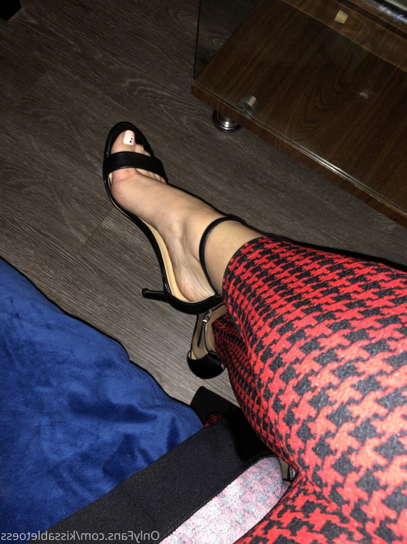 Kissable Toes [ kissabletoess ] Onlyfans leaked photo 16273902 on Hotleaks.tv