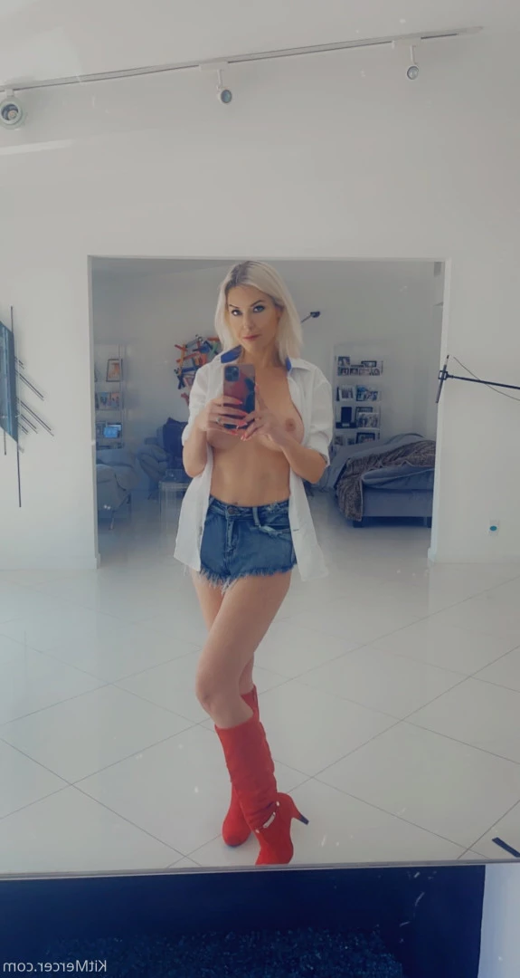 kit [ kitmercer ] Onlyfans leaked photo 8661960 on Hotleaks.tv