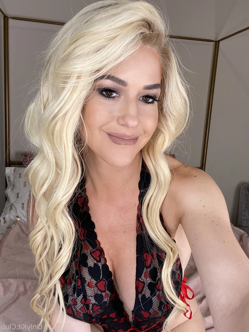 kit [ kitmercer ] Onlyfans leaked photo 8662999 on Hotleaks.tv