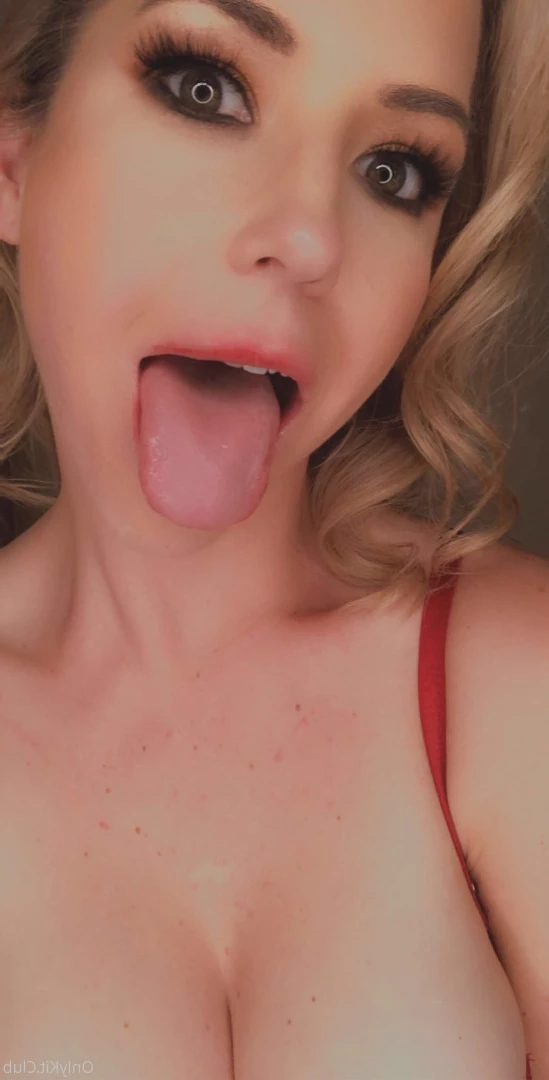 kit [ kitmercer ] Onlyfans leaked photo 8663789 on Hotleaks.tv