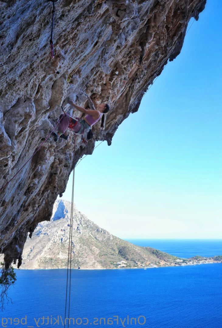 Kitty Berg 🏔1st nude climber [ kitty_berg ] Onlyfans leaked photo 11029616 on Hotleaks.tv