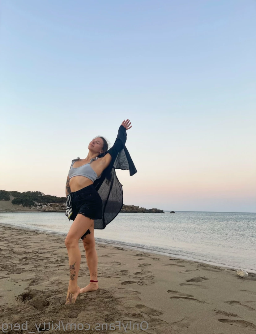 Kitty Berg 🏔1st nude climber [ kitty_berg ] Onlyfans leaked photo 11527035 on Hotleaks.tv