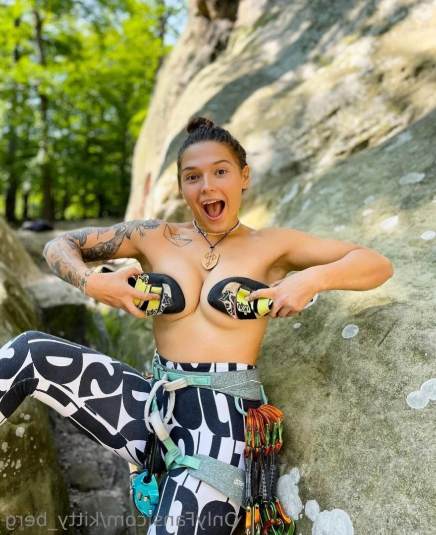 Kitty Berg 🏔1st nude climber [ kitty_berg ] Onlyfans leaked photo 11527197 on Hotleaks.tv