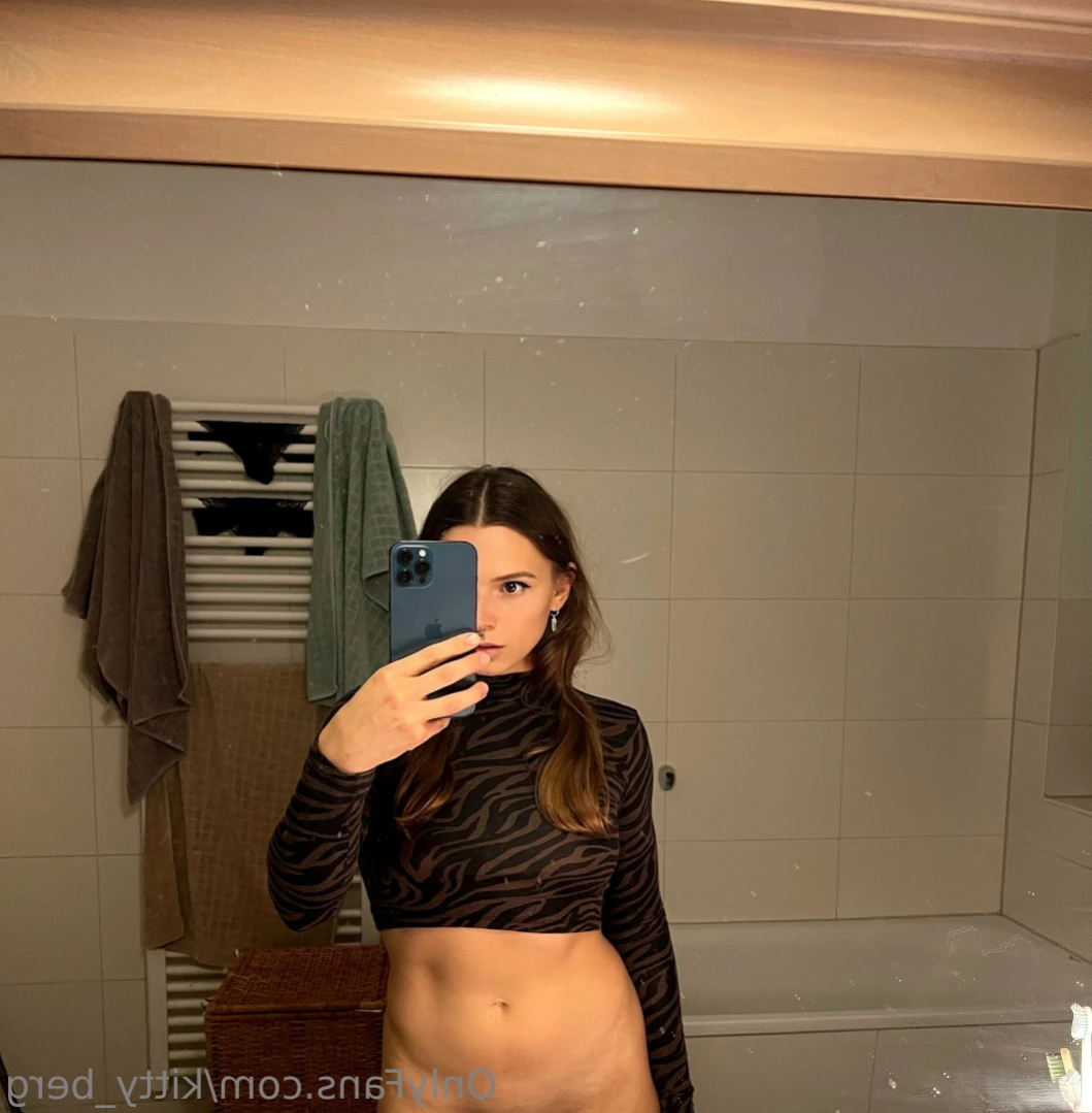 Kitty Berg 🏔1st nude climber [ kitty_berg ] Onlyfans leaked photo 11527459 on Hotleaks.tv